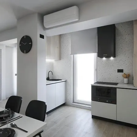 Infinity Studio 147 Apartment *